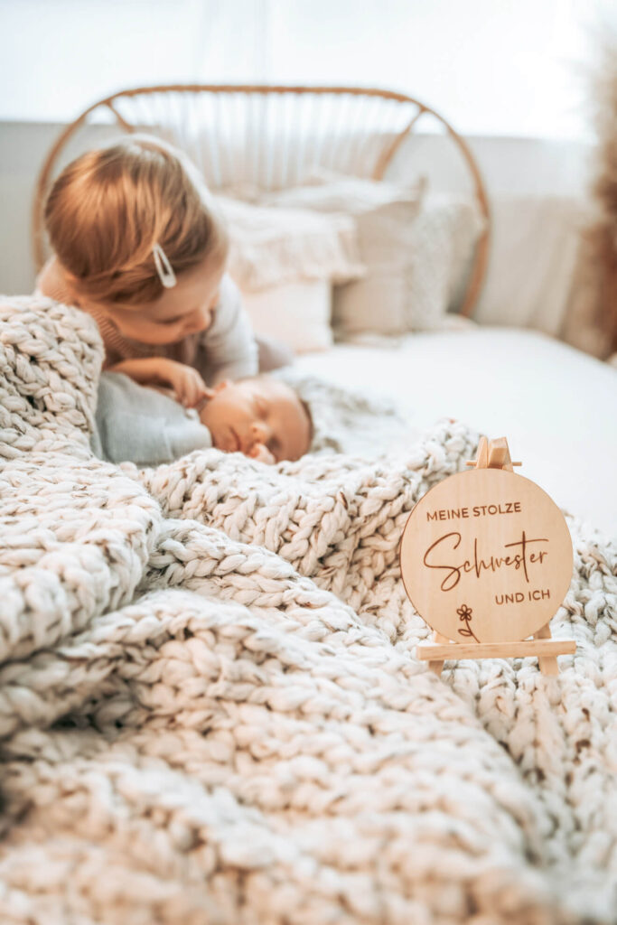 Newborn Geschwister Shooting Bildgefühle Odenwald Newborn Geschwister Shooting Bildgefühle Odenwald